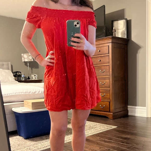 Red Talula flowy off the shoulder dress - Picture 3 of 3